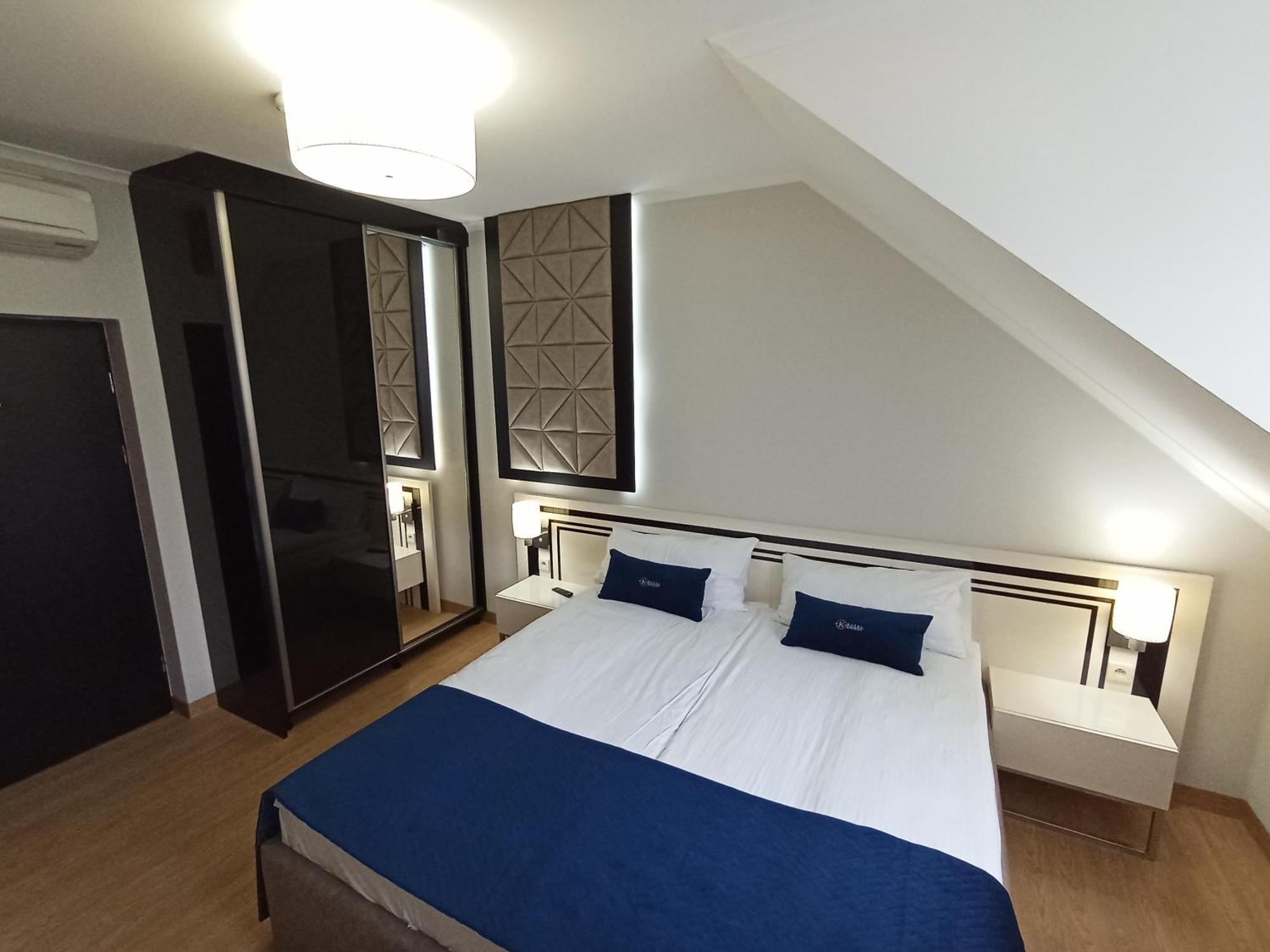 Kontrast Aparthotel Krakov